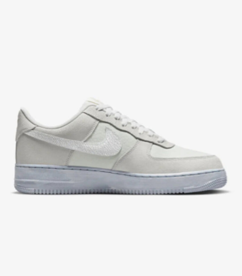 Nike Air Force 1 '07 LV8 EMB Men’s UK Size 13