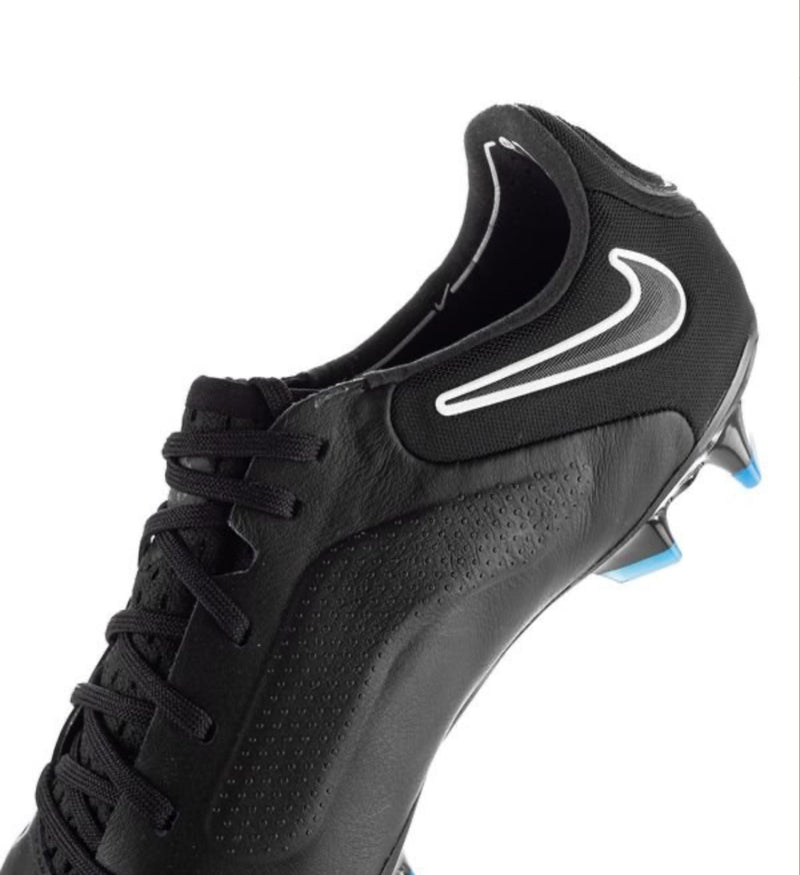 Nike Legend 9 Elite FG football boots UK 6