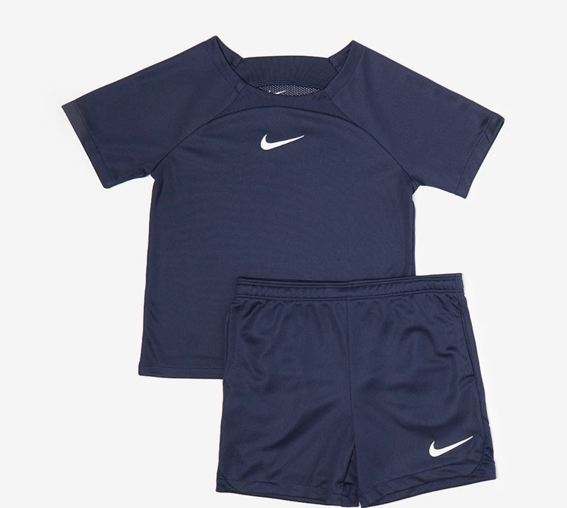 Nike Dri Fit Academy Pro Knit football kit