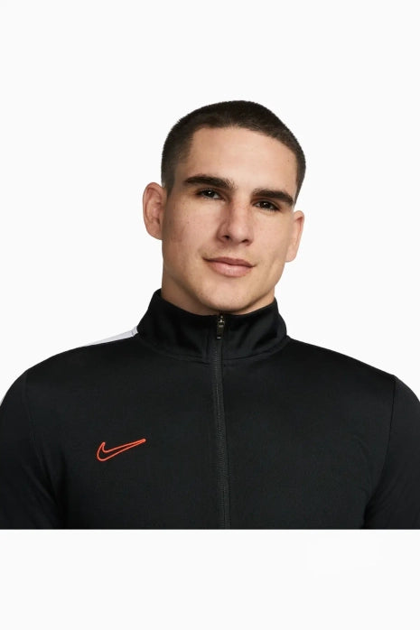 Nike Academy 23 tracksuit set men’s small