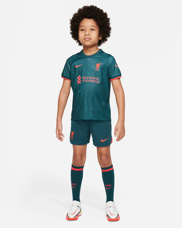 Nike Liverpool football Club 2022/23 Third kit XS 6-7yrs