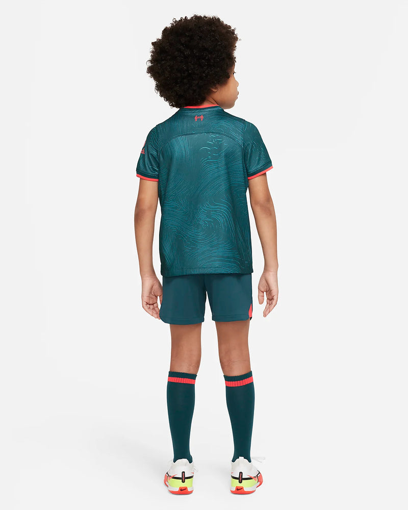 Nike Liverpool football Club 2022/23 Third kit XS 6-7yrs