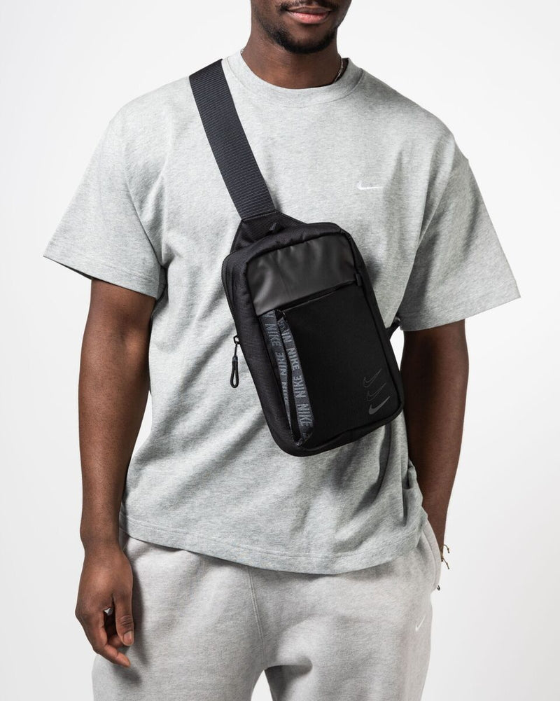 Nike Essential Large Hip Pack 5L