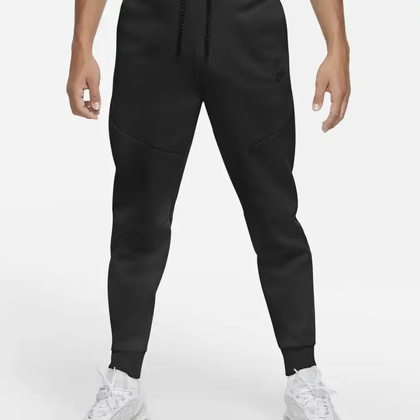 Nike Tech fleece joggers men’s large