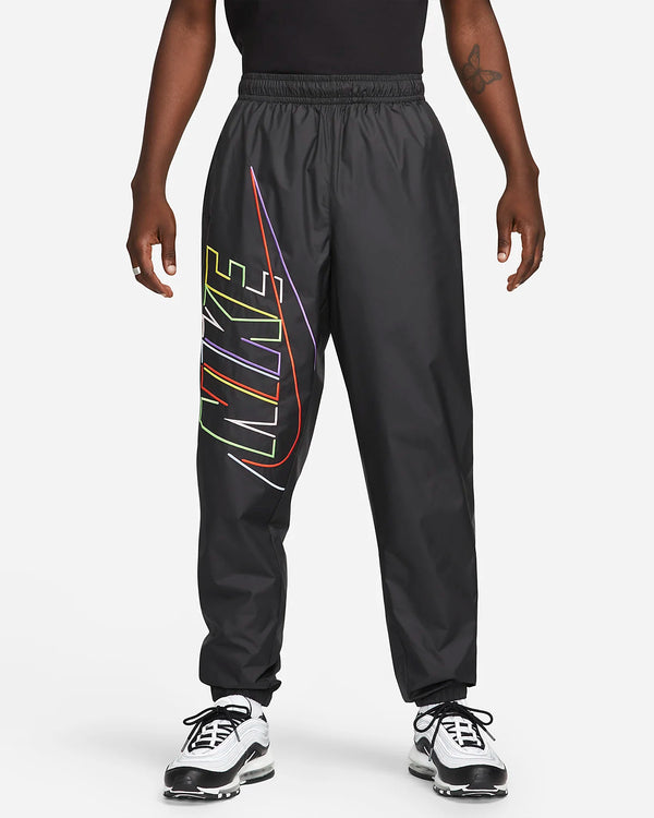 Nike Club woven men’s trousers