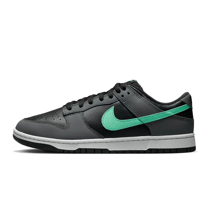 Nike Dunk Low Retro trainers UK 9