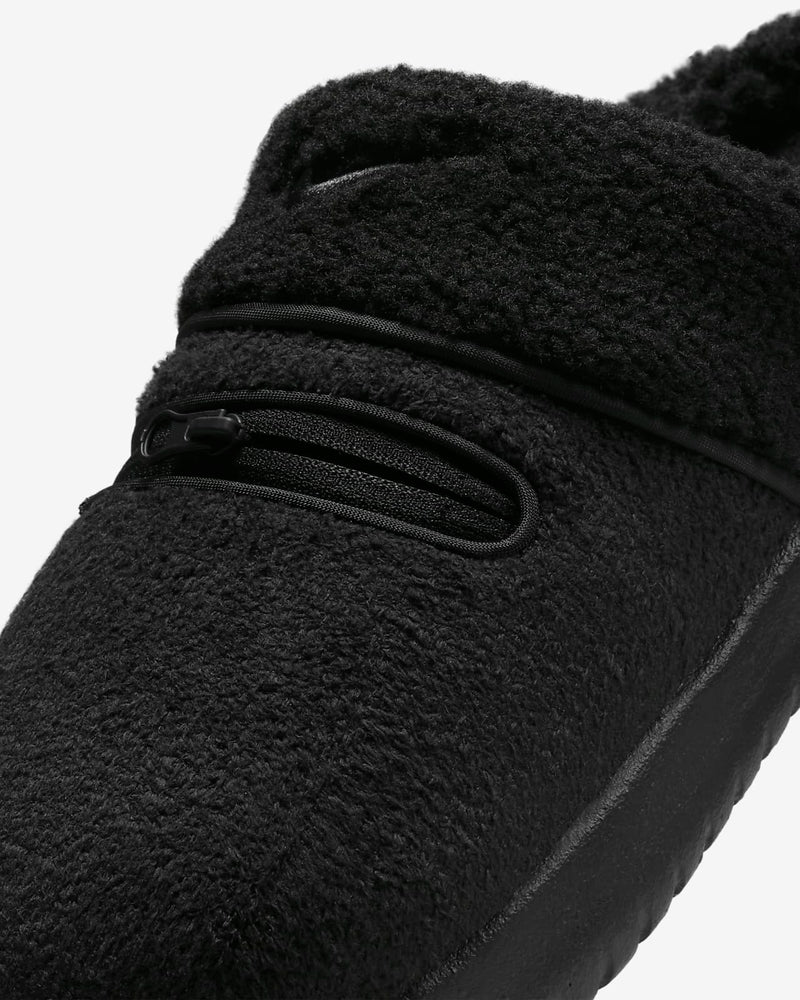 Nike Burrow slippers special edition black