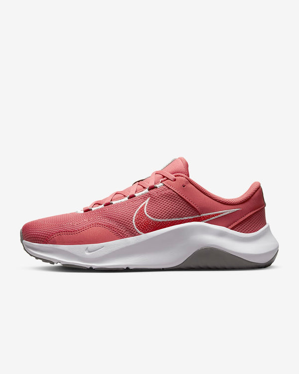 Nike Legend Essential 3 NN trainers UK 6