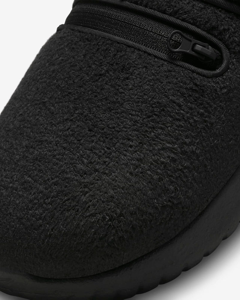 Nike Burrow slippers special edition black