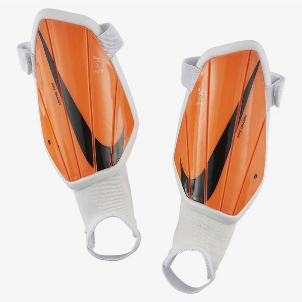 Nike Charge Football Shinguards Youth Large