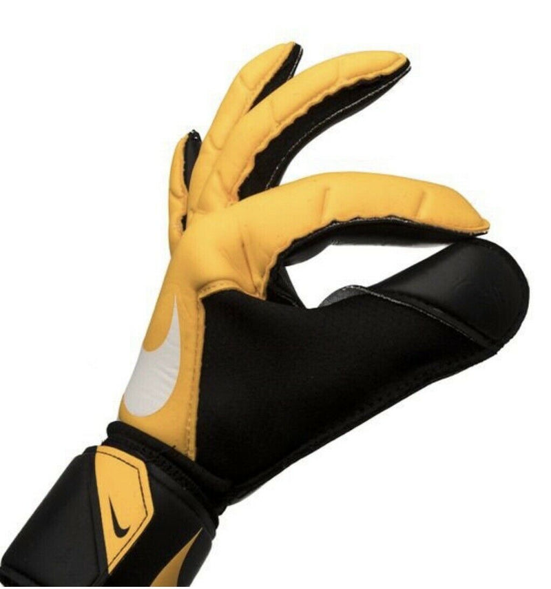 Nike GK Grip 3 Goalkeeper Gloves Size 7