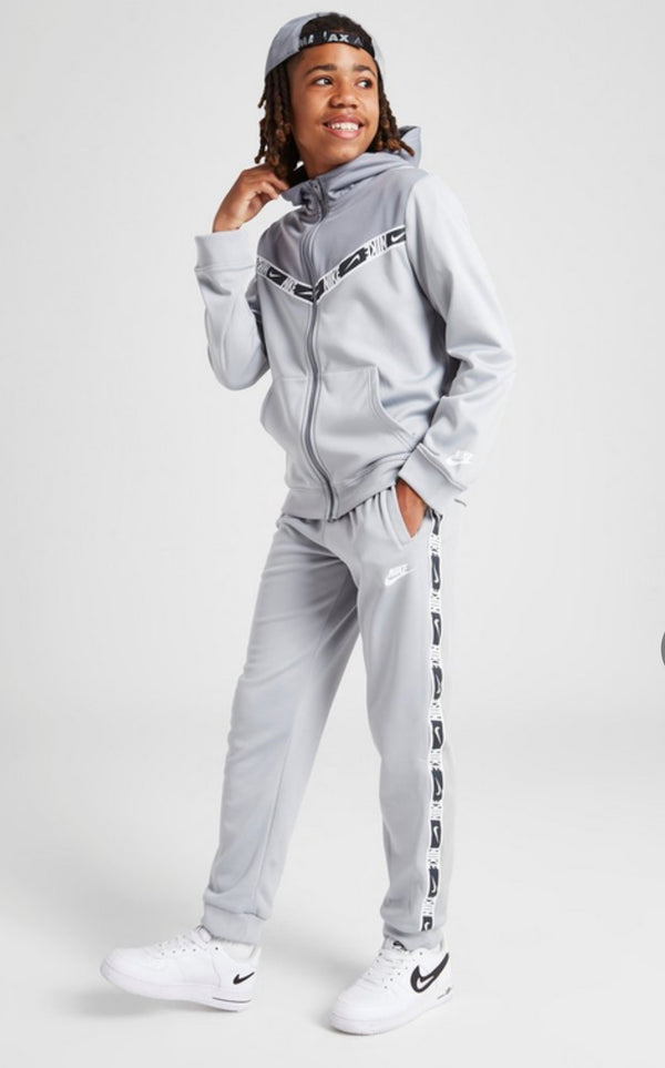 Nike Repeat kids Tracksuit grey