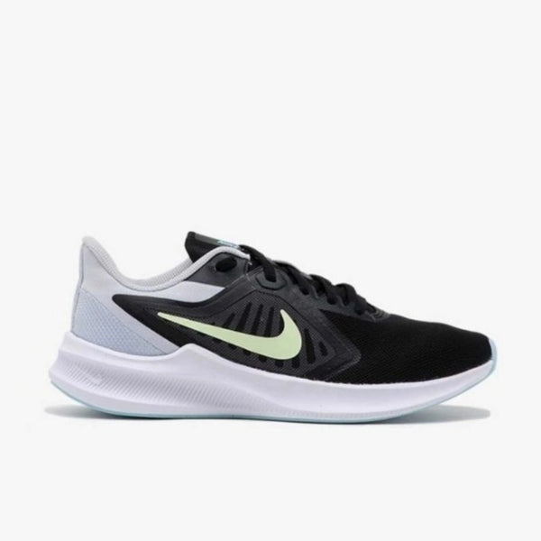 Nike Downshifter 10 Size 3.5