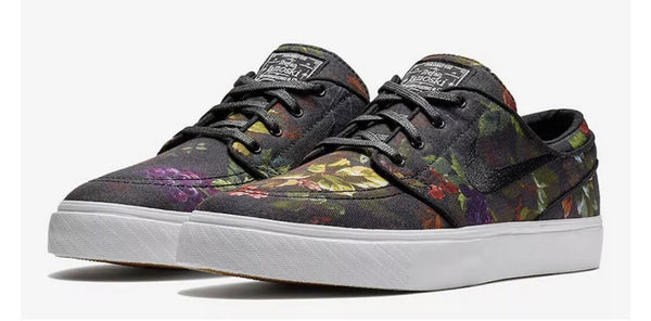 Nike zoom Stefan janoski canvas Size 6