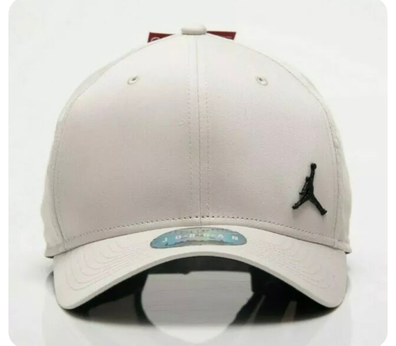 Nike Jordan Classic 99 Metallic Jumpman Cap Unisex adult