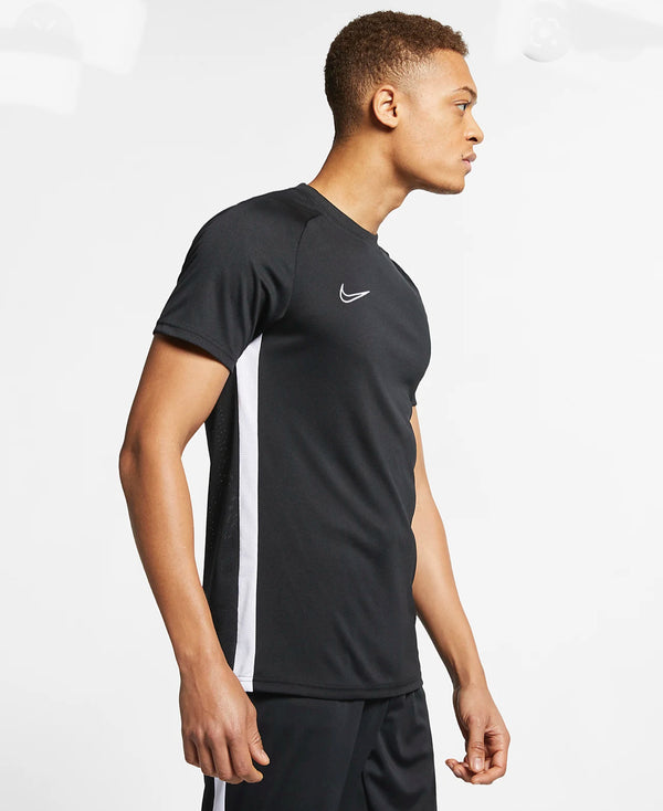 Nike T Shirt mens small