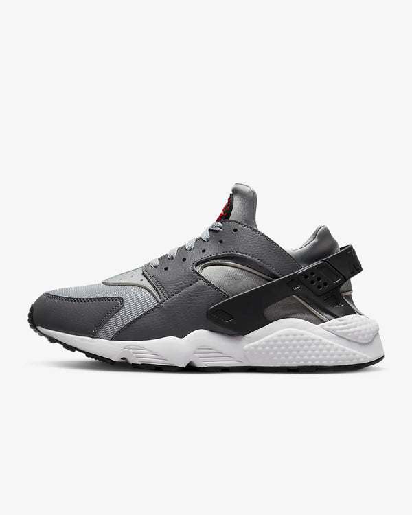 Nike Air Huarache Size 5.5