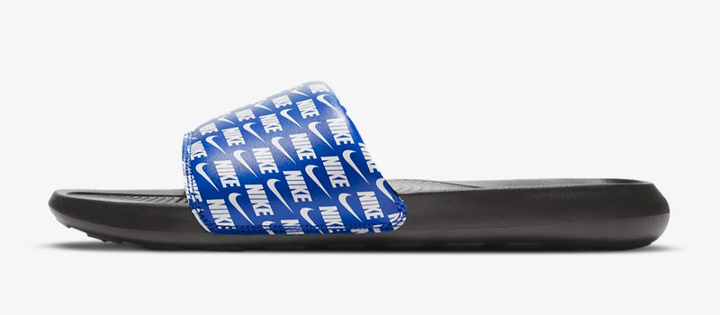 Nike Victori one print slide Size 6